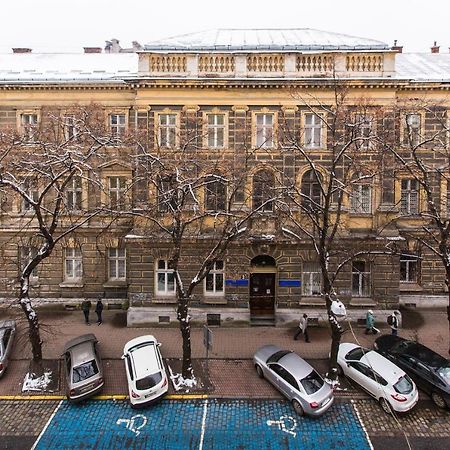 Avangard Qn Romana 26 Apart Lviv Exteriör bild