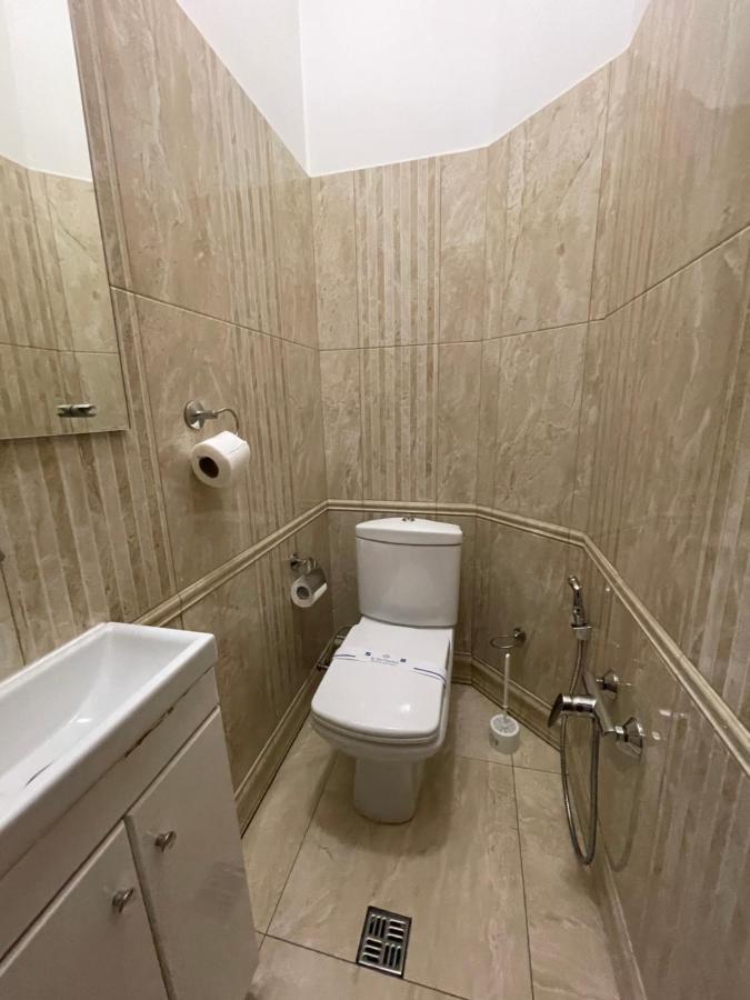 Avangard Qn Romana 26 Apart Lviv Exteriör bild